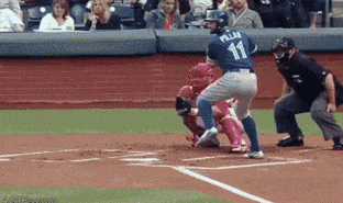 15 pha cứu nguy kịp thời của các ông bố có phản xạ của siêu nhân 3