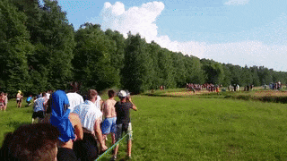 15 pha cứu nguy kịp thời của các ông bố có phản xạ của siêu nhân 6