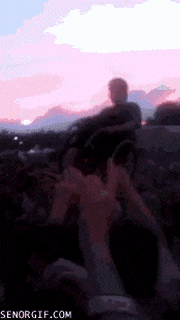 16 khoảnh khắc tuyệt đẹp từ những cổ động viên nhiệt huyết 9