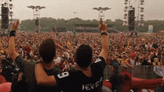 16 khoảnh khắc tuyệt đẹp từ những cổ động viên nhiệt huyết 5