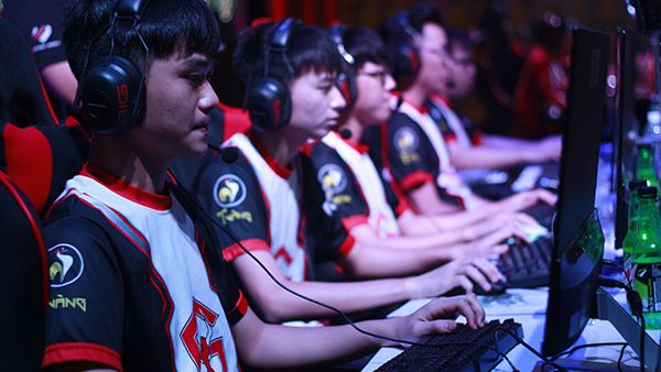 LMHT: YG đứng đầy vòng bảng GPL, tránh được đồng hương Gigabyte Marines tại tứ kết