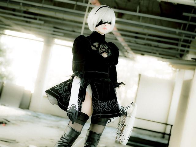 Chiêm ngưỡng bộ Cosplay 2B siêu gợi cảm trong Nier: Automata