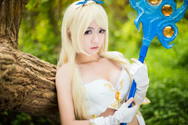 Ngắm nhìn bộ cosplay Janna đẹp như tiên giáng trần