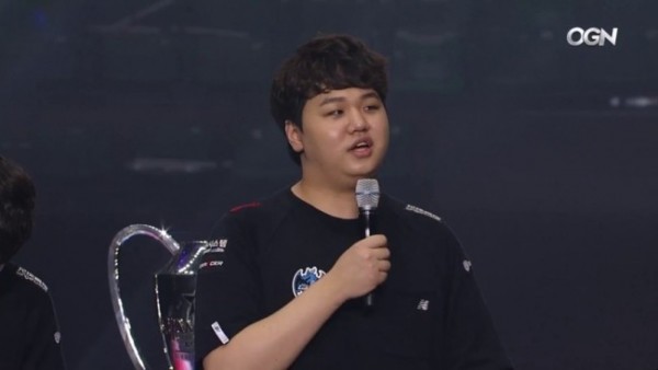 LMHT: Pray xin lỗi người hâm mộ vì đã không thể giành chiến thắng 3-0 trước SKT T1