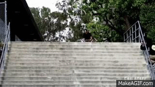 15 pha té ngã hi hữu khiến ai nhìn cũng thấy muối mặt 4