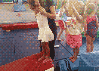 16 em bé hơi không được hên cho lắm khiến phụ huynh phải phì cười 14