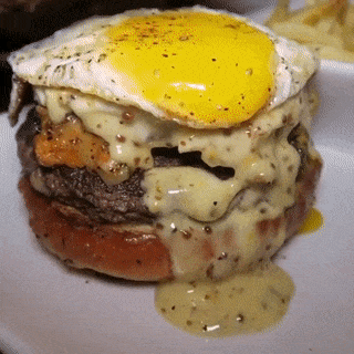 15 món đồ ăn có thể khiến bao tử đói cồn cào đêm khuya 9