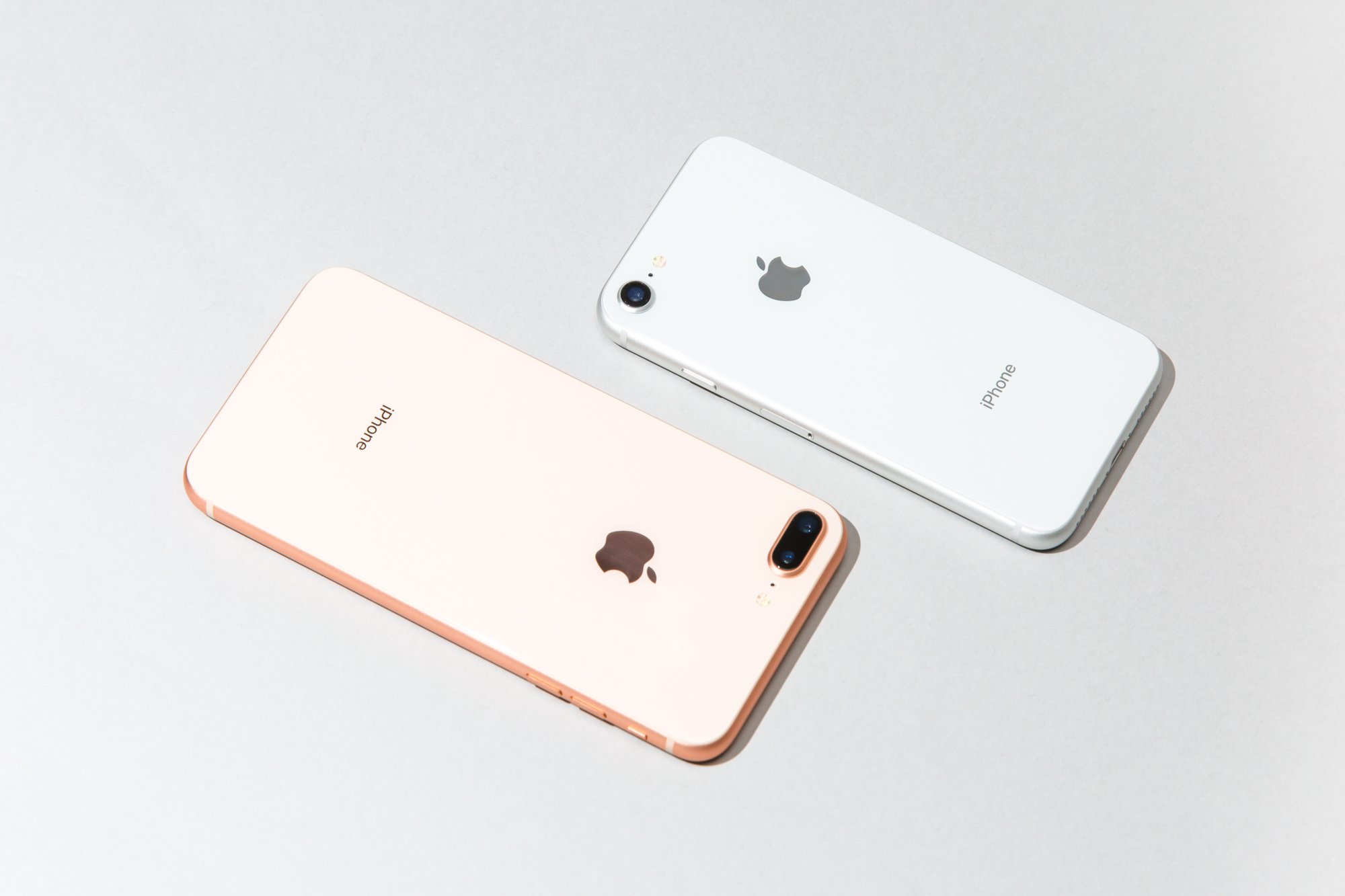 8 điều sẽ khiến bạn "phát yêu" iPhone 8 trong quảng cáo mới nhất của Apple