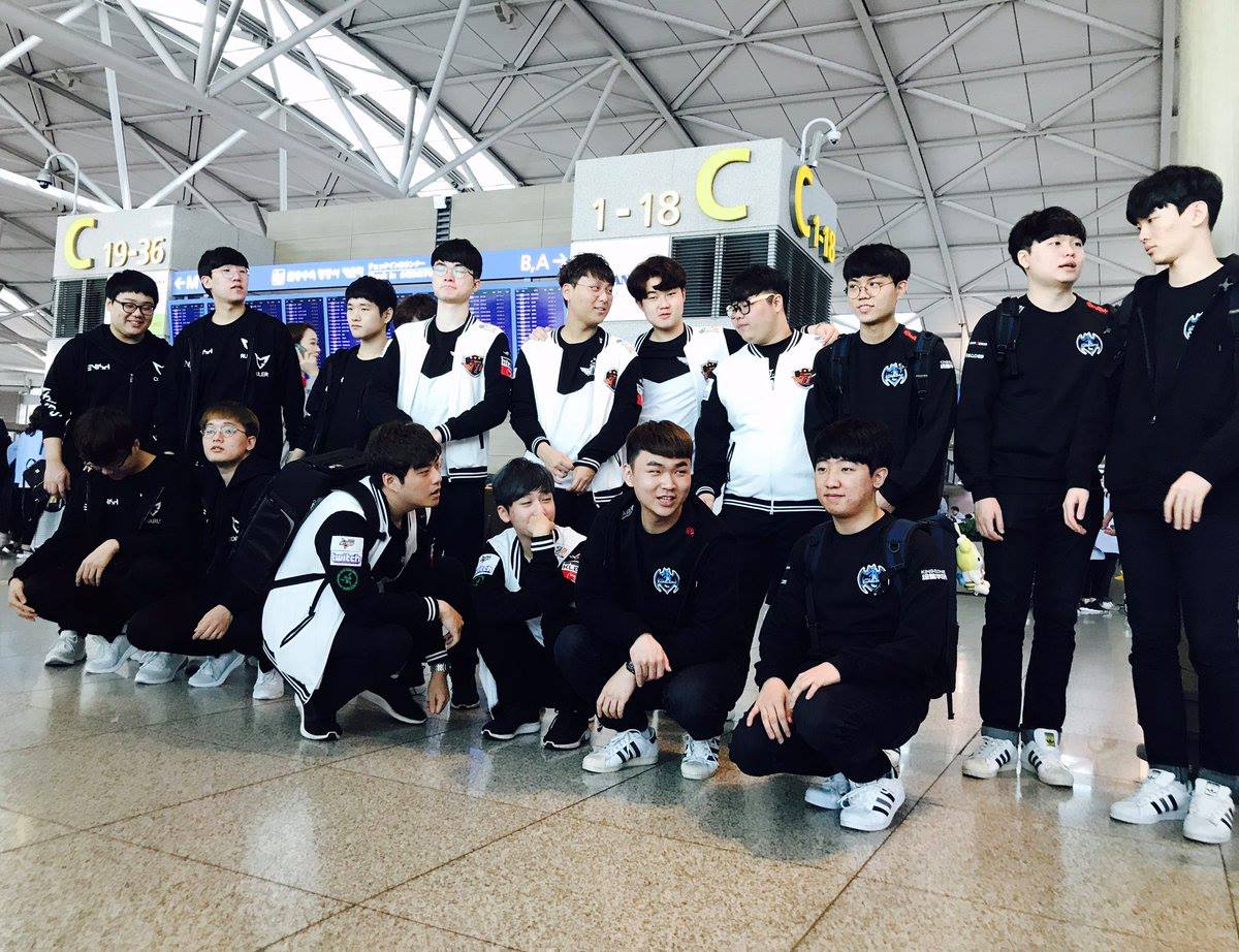 LMHT: Tổng hợp những hình ảnh SKT T1 trước giờ bay để tham dự Chung Kết Thế Giới 2017