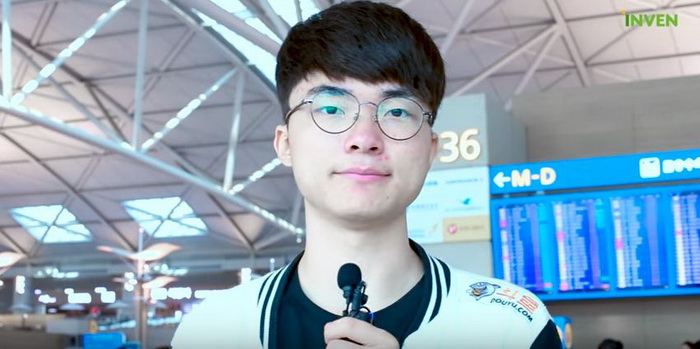 Phỏng vấn cùng Faker: "SKT sẽ thi đấu hết mình và giành chiến thắng CKTG thêm một lần nữa"