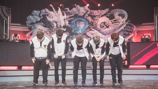 [Vòng bảng CKTG 2017 – Ngày 3] SKT T1 toàn thắng lượt đi vòng bảng