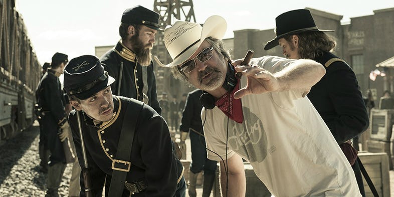 Đạo diễn "Pirates of the Caribbean" sẽ đảm nhận dự án "Gambit"