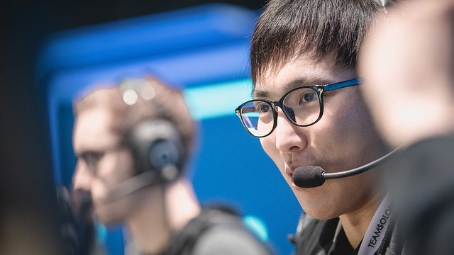 Doublelift xếp hạng 3 người chơi xạ thủ tốt nhất tại CKTG năm nay, Uzi số một, Bang của SKT T1 không có tên