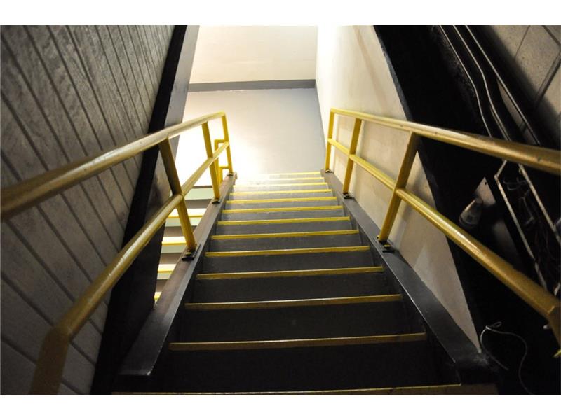 Hầm tránh bom trong Fallout là có thật với giá 15 triệu USD