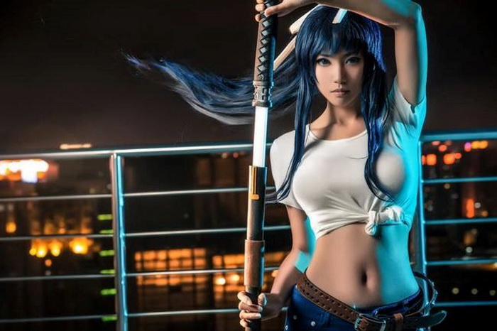 Bộ ảnh Cosplay Nữ pháp sư/kiếm sư Kanzaki Kaori mạnh mẽ và căng tràn sức sống