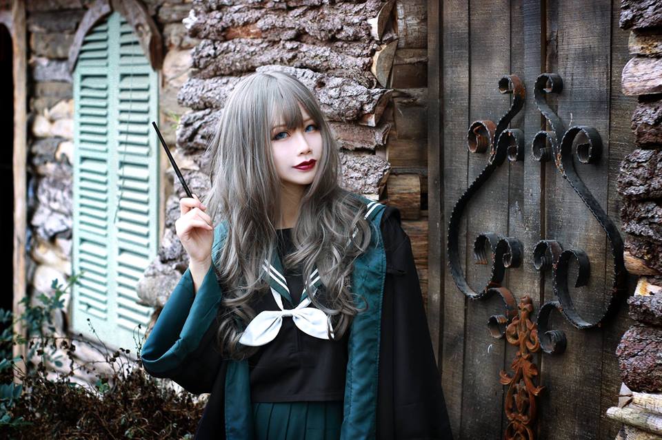 Ngắm nhìn vẻ đẹp sexy đầy ma mị của nữ cosplay Việt Akira13