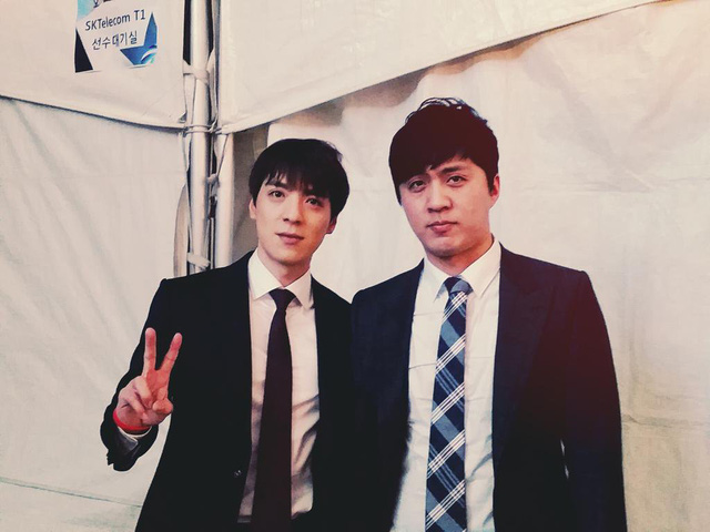 Lội ngược dòng thành công, HLV SKT T1 vẫn gửi lời xin lỗi đến tất cả fan hâm mộ 2 lần liên tiếp