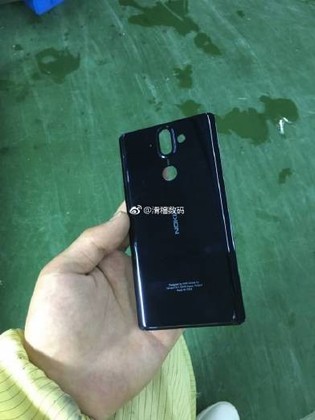 Hình ảnh vỏ lưng Nokia 9 bị lộ xác nhận cụm camera kép và cảm biến vân tay
