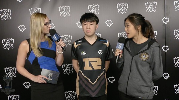 RNG phát biểu trước trận Bán Kết: "Gánh team là bình thường bởi vì cậu ấy là Faker"