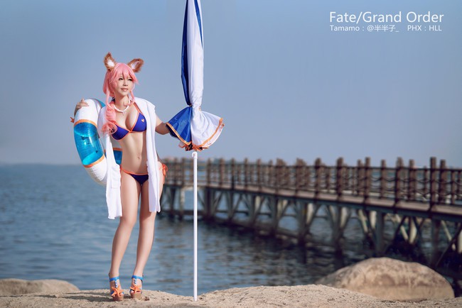 Ngắm nhìn cosplay Cửu Vĩ Linh Hồ với trang phục bể bơi trong Fate/Grand Order