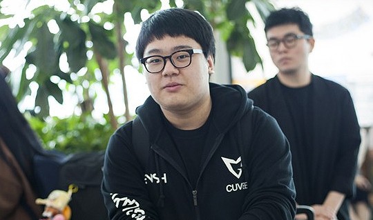 Phỏng vấn SSG Cuvee sau ván 3 CKTG: "Mình sẽ kiếm được bao nhiêu tiền nhỉ?"