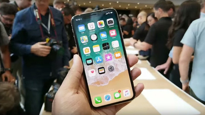 iPhone X đứng thứ 2 trong top 10 thiết bị công nghệ hàng đầu năm 2017 theo tạp chí TIME