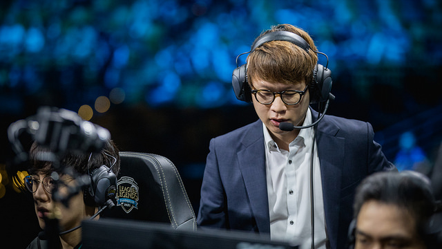 LMHT: Cựu HLV của Immortals kí hợp đồng khủng với TSM