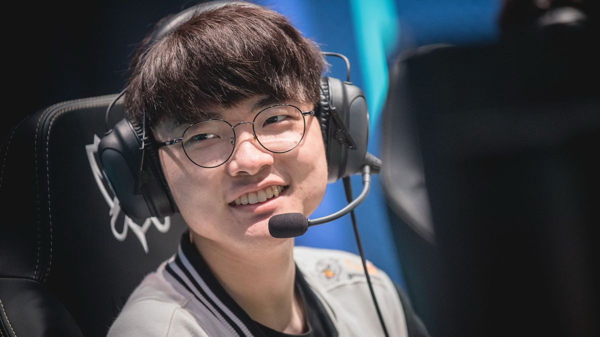 All-Star 2017: Faker "gồng gánh" cả đội Hàn Quốc với chỉ số KDA kỉ lục