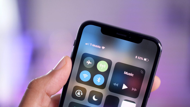"Người phán xử" Ming-Chi Kuo dự đoán iPhone X thế hệ tiếp theo sẽ có pin cực "trâu bò"