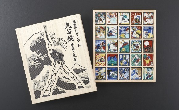 Khi Gundam được những nghệ nhân thể hiện lên trên những món đồ gốm truyền thống