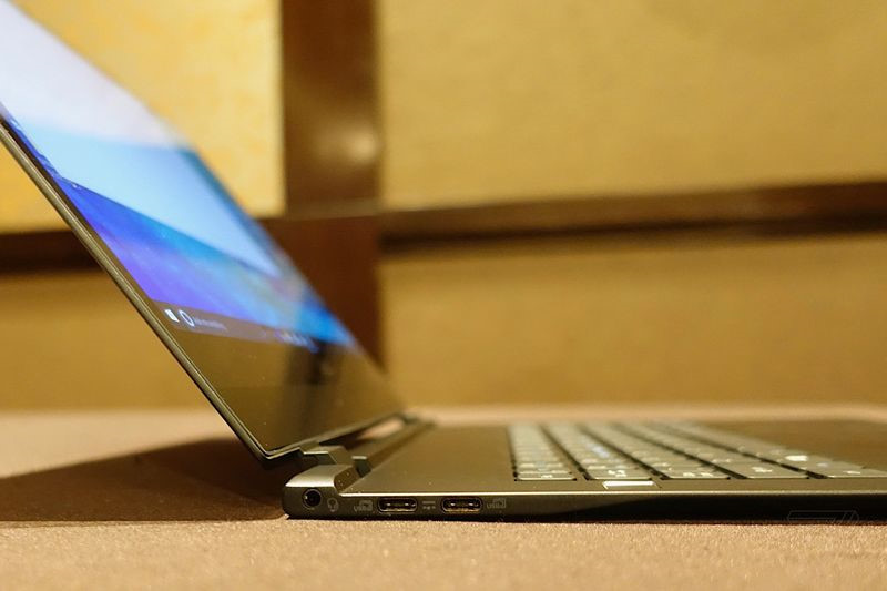 Acer ra mắt laptop mỏng chưa đến 9 mm