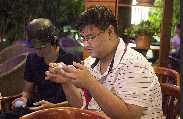 AiMesh - Công nghệ WiFi mới, cách 3 tầng lầu vẫn không sợ mất sóng hay giật lag