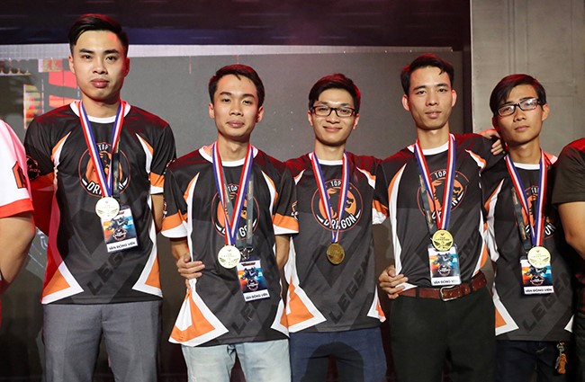 Crossfire Legends: Các clan hướng đến mục tiêu cộng đồng lành mạnh và chuyên nghiệp cho năm 2018