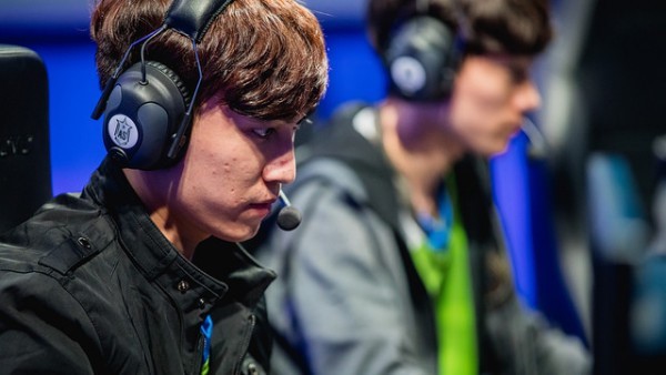 LMHT: Levi bất ngờ gặp trục trặc, chưa thể lên đường đến 100 Thieves