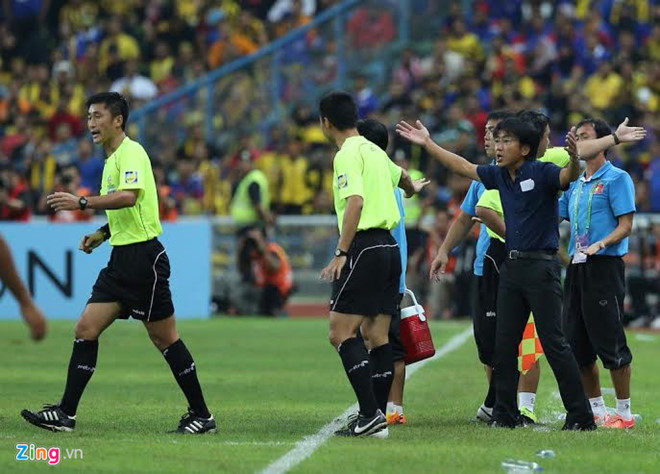 Trọng tài xử ép ĐT Việt Nam ở AFF Cup 2014 bắt trận chung kết U23