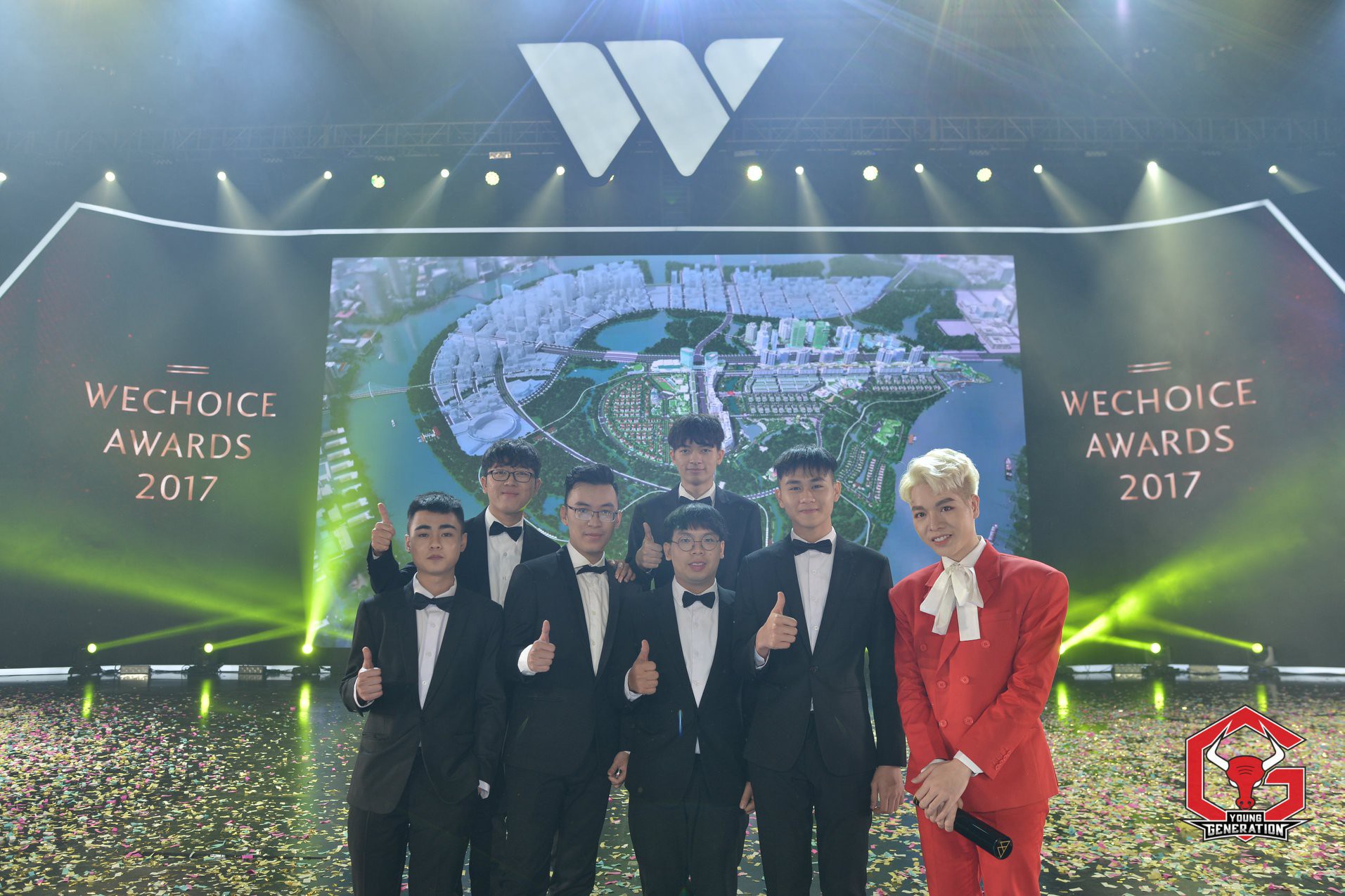 LMHT: Young Generation ăn mặc bảnh bao tham dự gala Wechoice Awards 2017