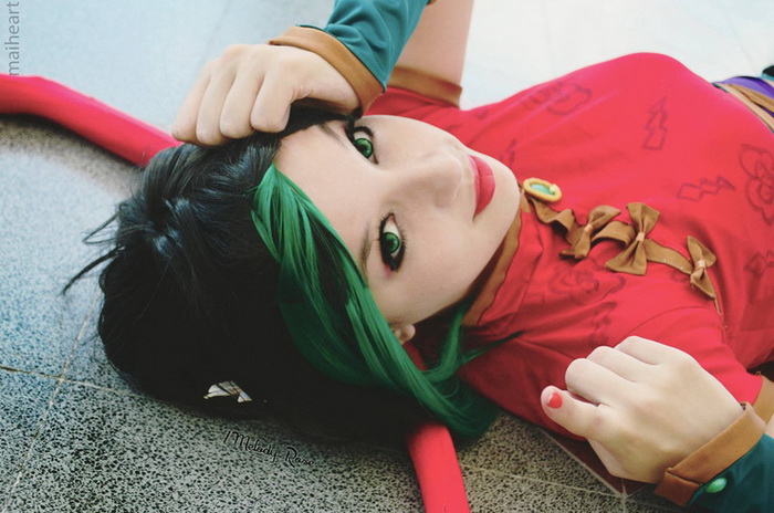 LMHT: Tổng hợp bộ ảnh cosplay Jinx Pháo Hoa cho mùa Tết “thêm ấm”