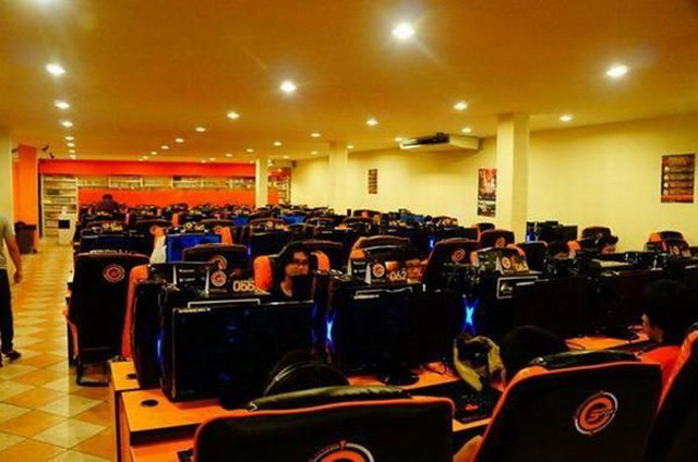 Báo Trung Quốc: Quán nét ở Việt Nam lạc hậu nhưng lại sinh ra được Sofm