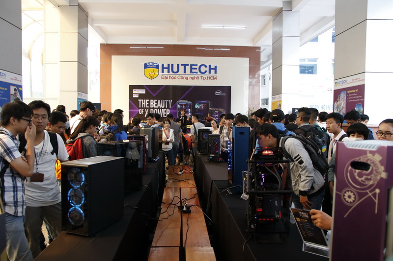 Chùm ảnh sự kiện Intel X Power diễn ra tại HUTECH