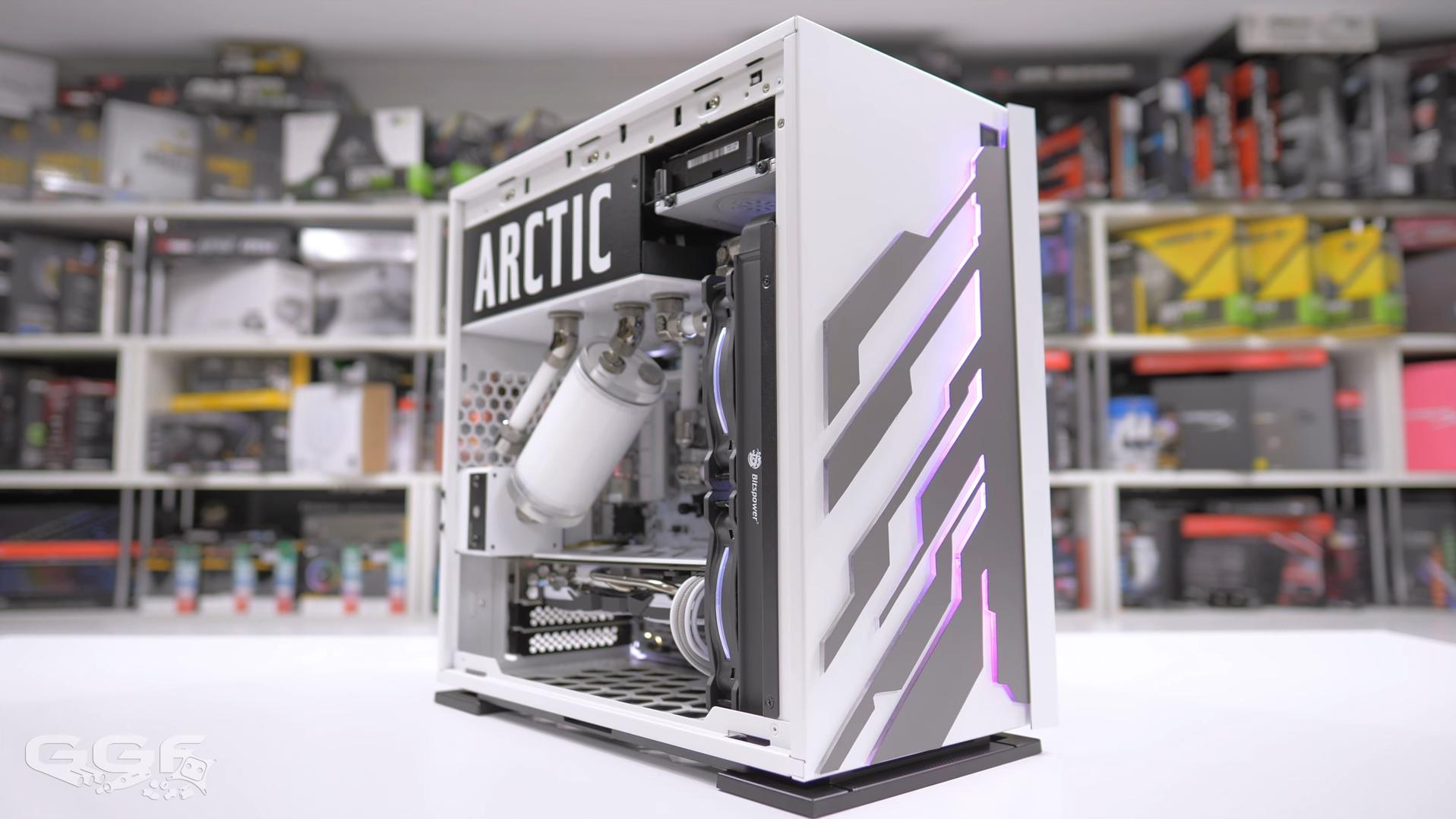 Cận cảnh quá trình lắp ráp chiếc PC tản nhiệt nước trắng "từ đầu tới chân"