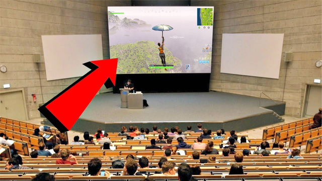 Thầy giáo kêu cứu NPH Fortnite khi sinh viên cứ mãi chơi game trong lớp học
