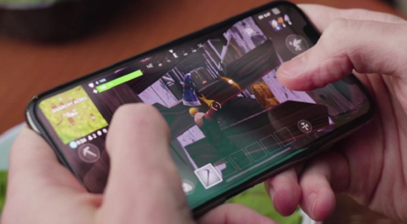 Fortnite Mobile và PUBG Mobile khiến các trường học khốn đồn vì học sinh giành toàn bộ thời gian nghỉ để chơi game