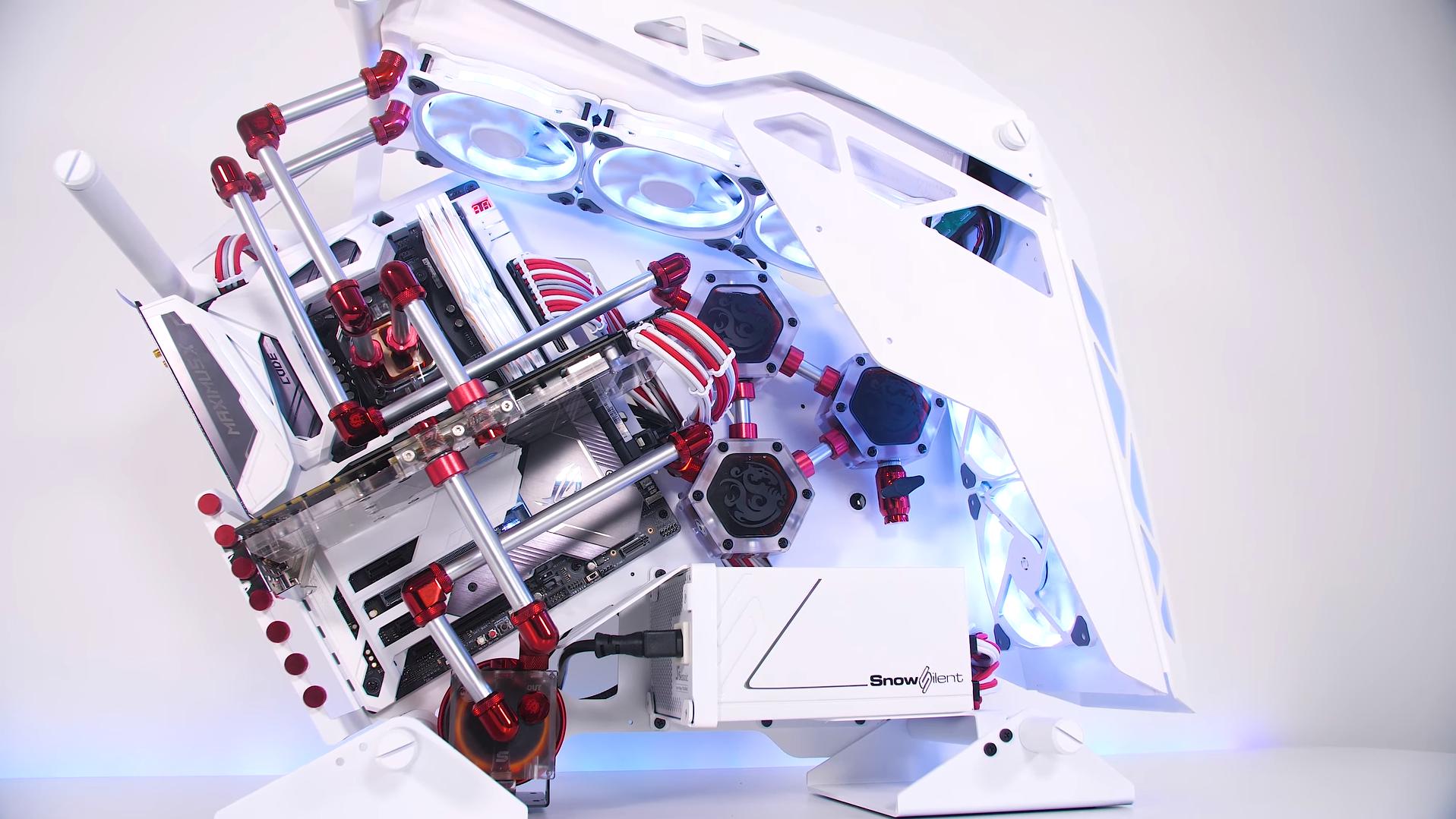 Há hốc mồm ngạc nhiên với bộ máy tính trắng muốt trị giá $6000