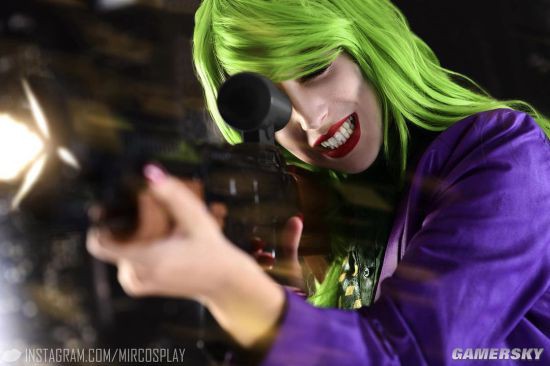 Chiêm ngưỡng bộ cosplay Joker phiên bản nữ siêu gợi cảm chảy cả máu mũi