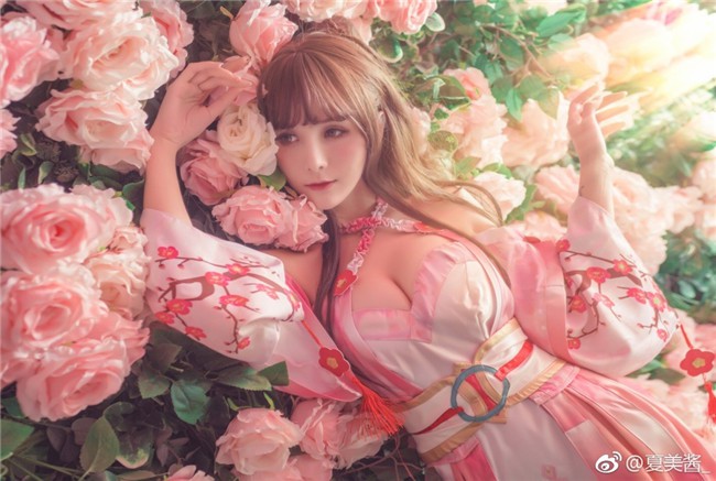 Ngất ngây với vẻ đẹp của nhân vật nữ trong tựa game Manh Vũ OL