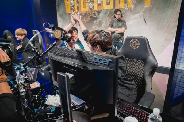 LMHT: Cộng đồng Hàn Quốc nói gì sau chiến thắng của EVOS trước Team Liquid