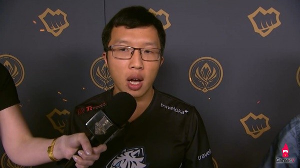 Cộng đồng Hàn Quốc chỉ trích: Warzone chưa đủ lực gánh vì anh ta mới hít đất có 1000 cái