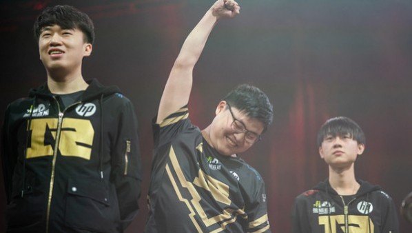 LMHT: Phản ứng của người hâm mộ sau khi RNG lần đầu tiên giành chức vô địch MSI 2018