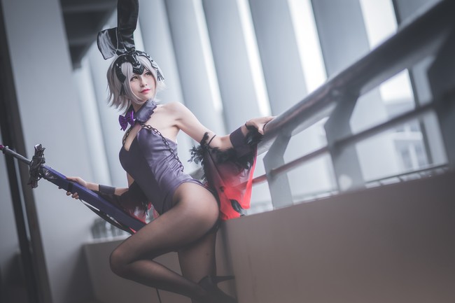 Ngắm nhìn Jean D'Arc trong bộ trang phục thỏ ngọc siêu nóng bỏng