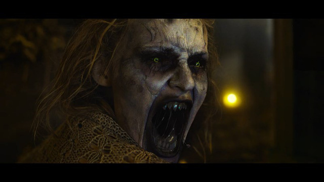 Mỹ Nhân Ngư - Hố Tử Thần: Khi nàng tiên cá quyết tâm ăn thịt bạn